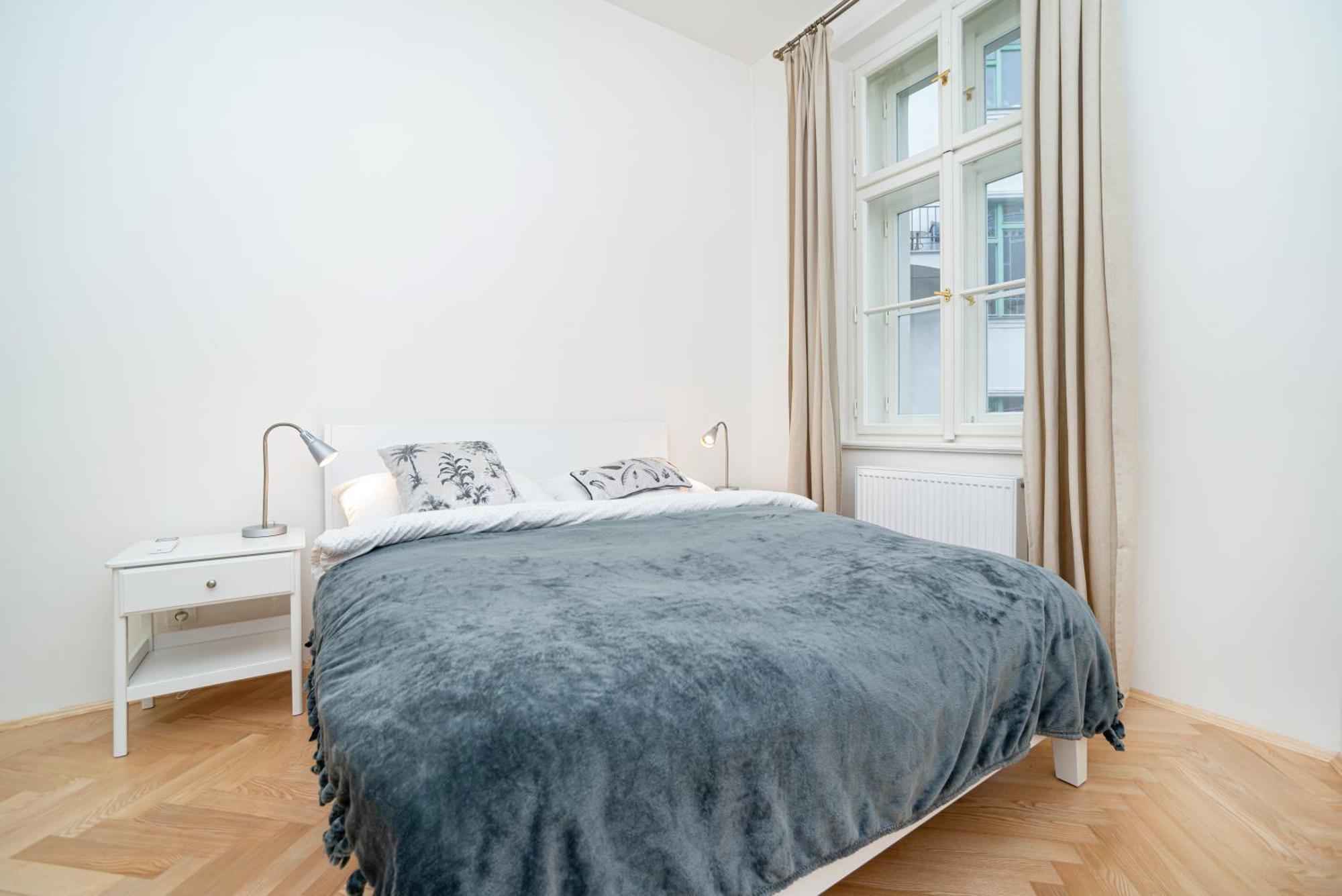 Quiet In The Old Town Apartment Prag